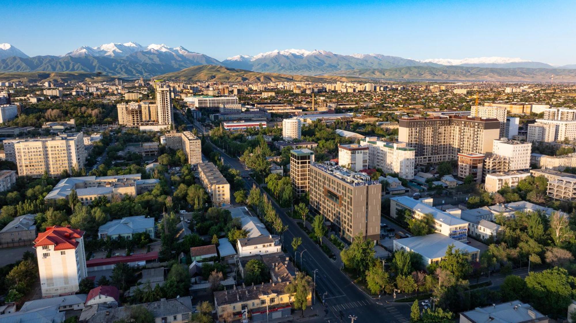 Novotel Bishkek City Center Exterior foto